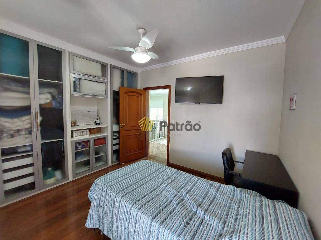 Casa de Condomínio à venda com 5 quartos, 452m² - Foto 36