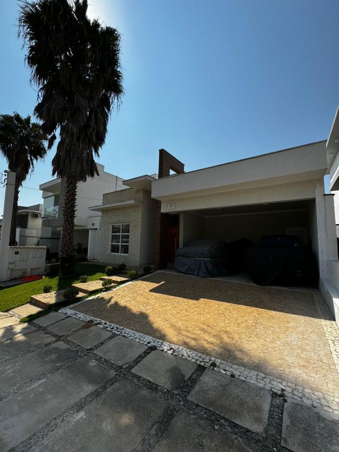 Casa de Condomínio à venda com 3 quartos, 330m² - Foto 2