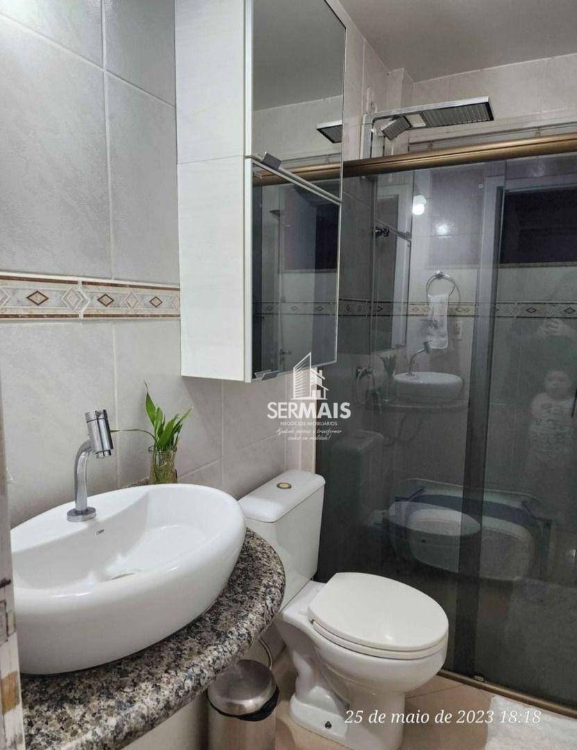 Apartamento à venda com 3 quartos, 224m² - Foto 11