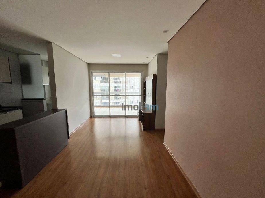 Apartamento para alugar com 3 quartos, 94m² - Foto 2