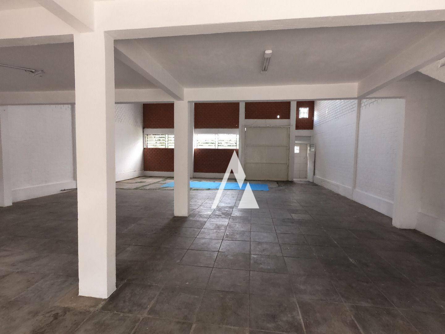 Depósito-Galpão-Armazém à venda, 320m² - Foto 7