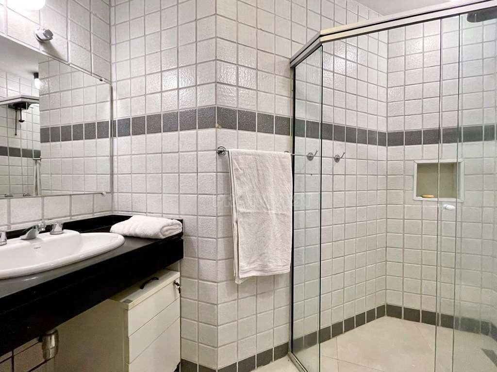 Casa de Condomínio à venda e aluguel com 5 quartos, 850m² - Foto 31