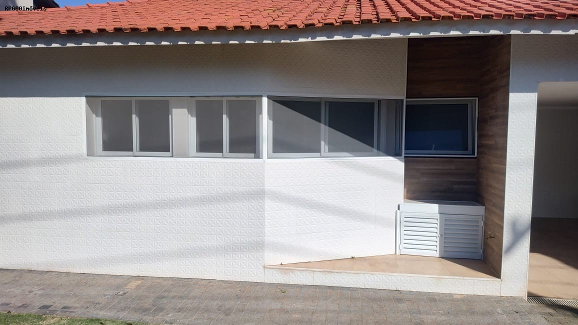 Casa para alugar com 4 quartos, 560m² - Foto 12