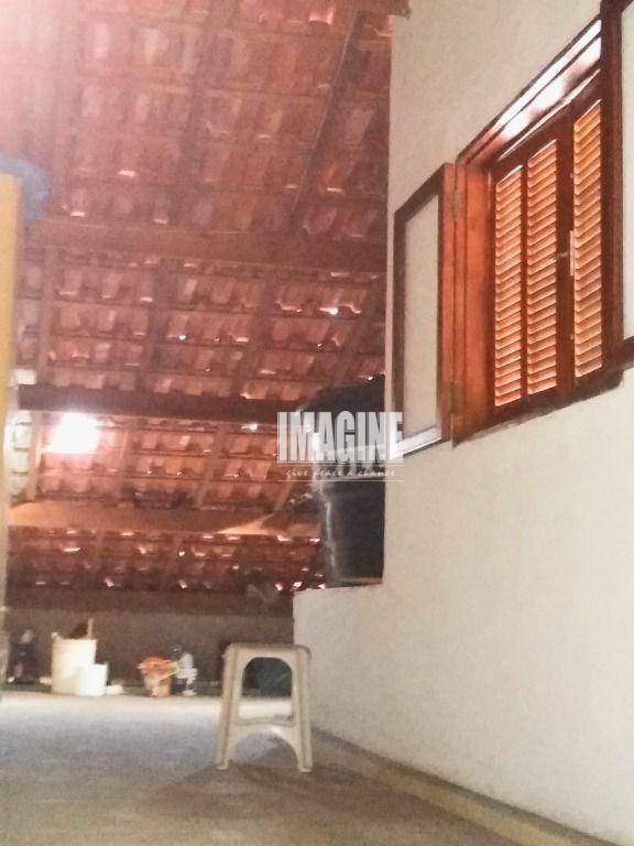 Sobrado à venda com 3 quartos, 180m² - Foto 17