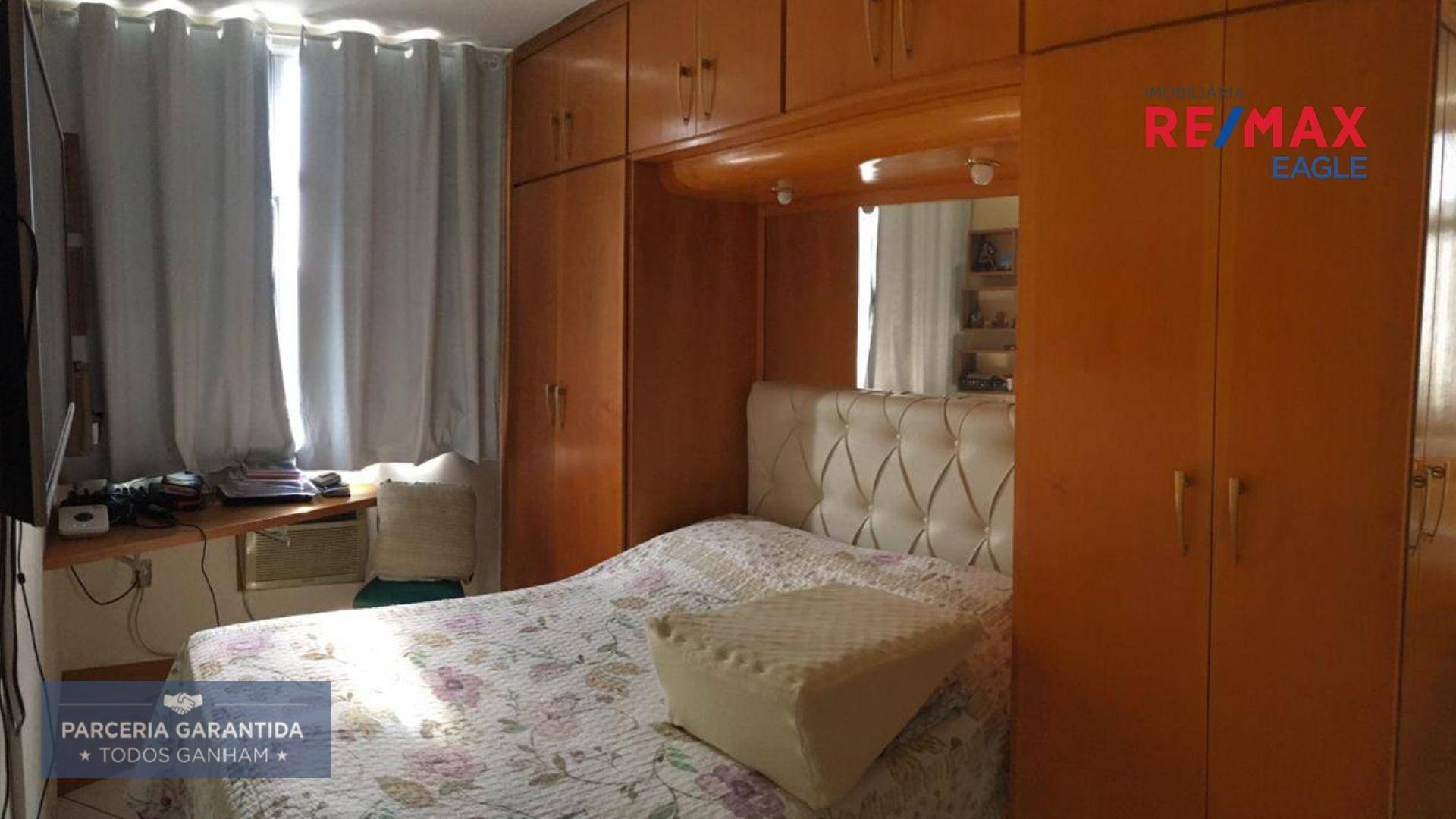 Apartamento à venda com 3 quartos, 97m² - Foto 11