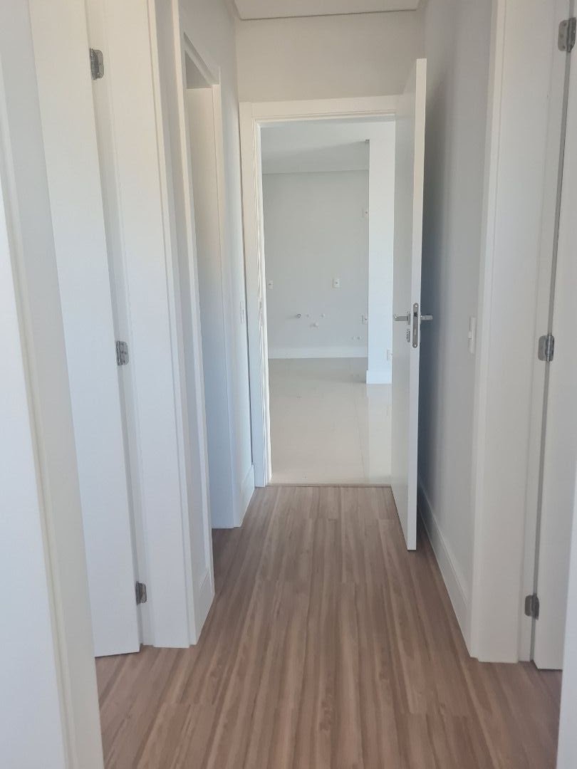 Apartamento à venda com 3 quartos, 123m² - Foto 10