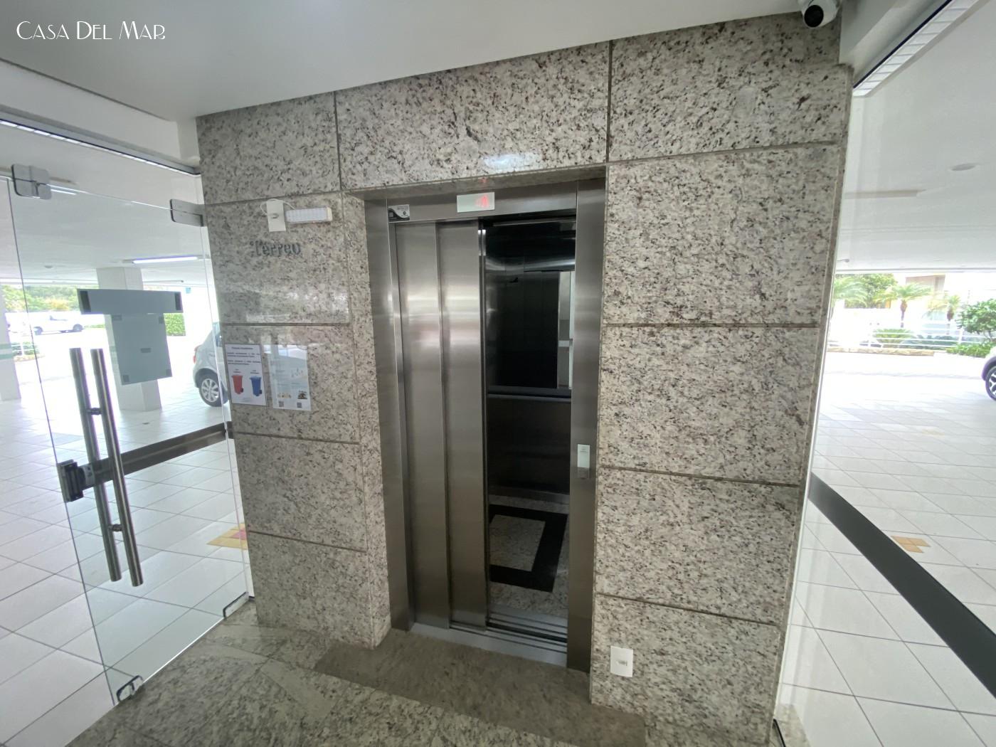 Apartamento à venda com 3 quartos, 135m² - Foto 41