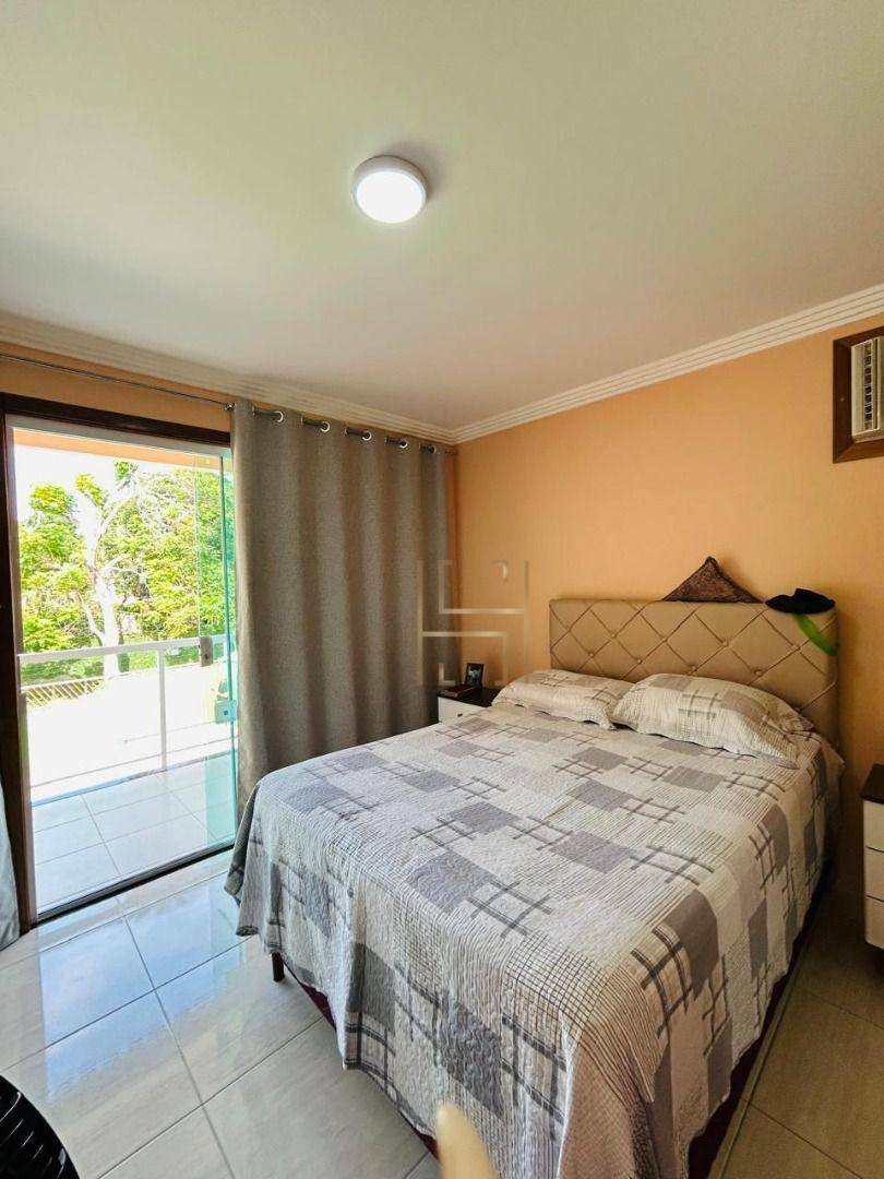 Casa à venda com 4 quartos, 300m² - Foto 14