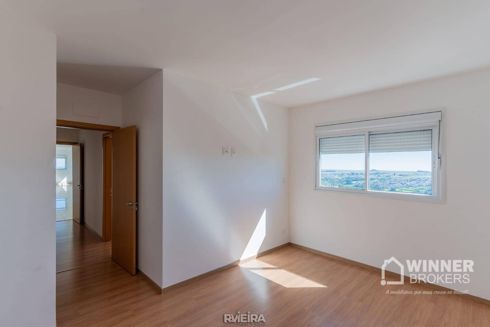 Apartamento à venda com 3 quartos, 213m² - Foto 8