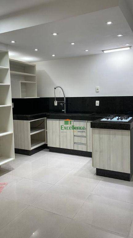 Cobertura à venda com 2 quartos, 83m² - Foto 1