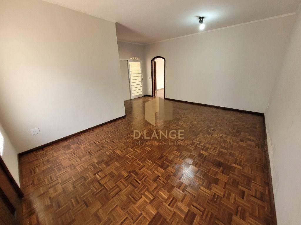 Casa, 3 quartos, 235 m² - Foto 3