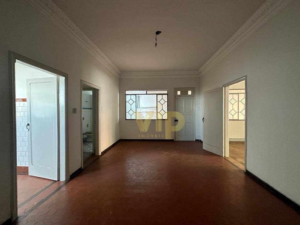 Casa à venda com 6 quartos, 400m² - Foto 5