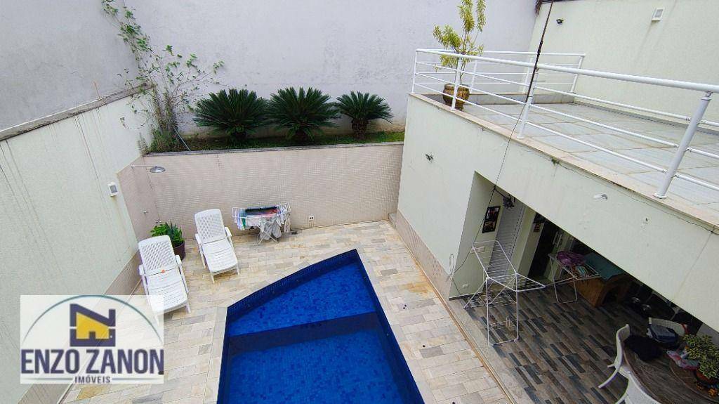 Sobrado à venda com 4 quartos, 384m² - Foto 36