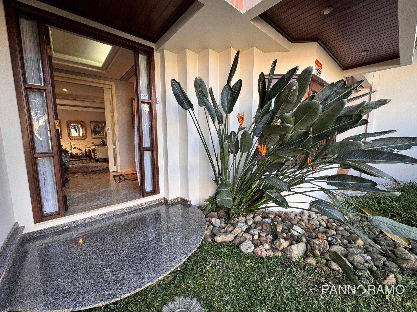 Casa à venda com 4 quartos, 490m² - Foto 3
