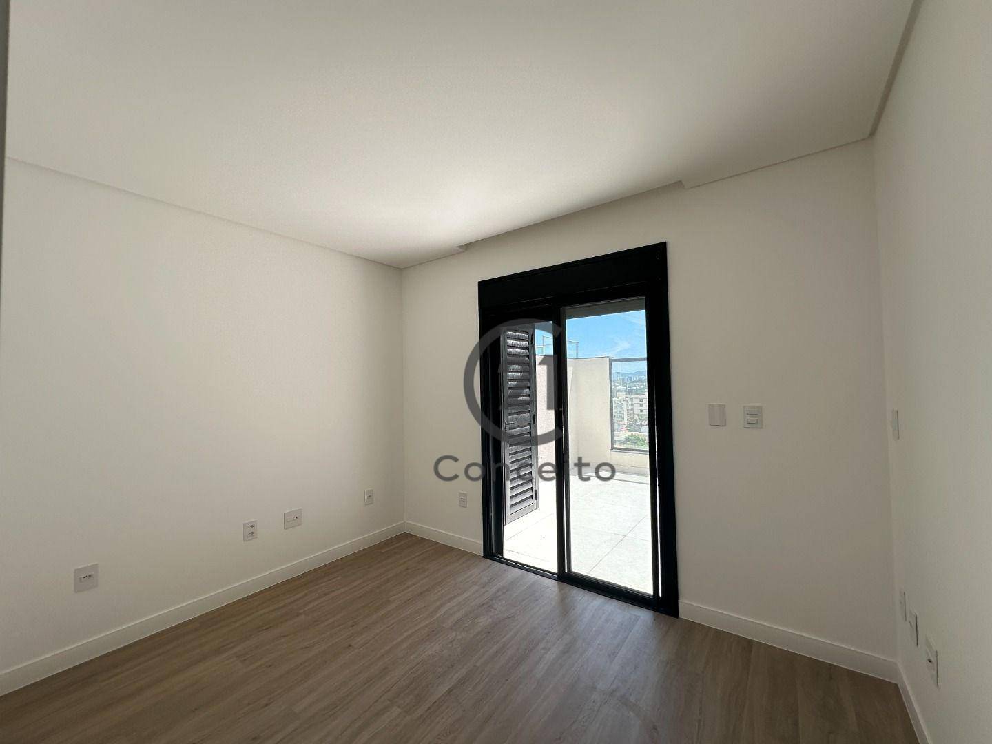 Apartamento à venda com 2 quartos, 77m² - Foto 7