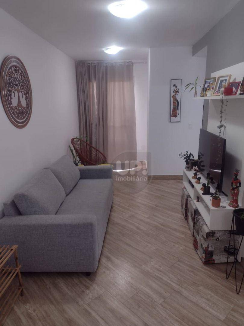 Apartamento à venda com 2 quartos, 62m² - Foto 17