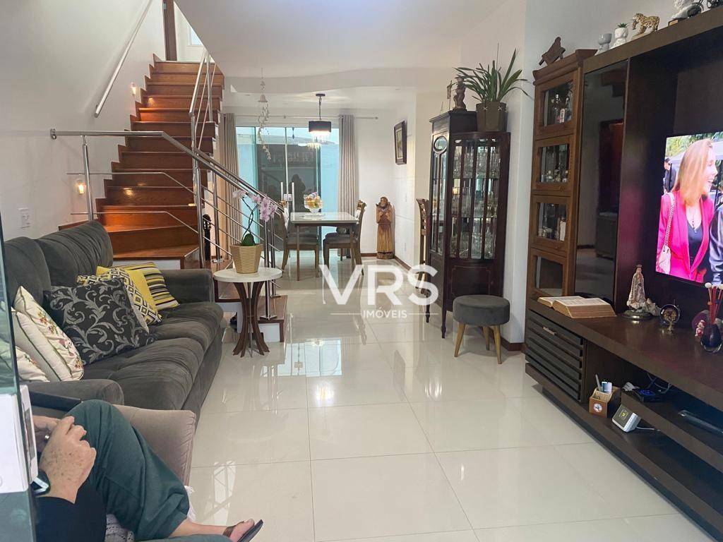 Casa à venda com 4 quartos, 175m² - Foto 45