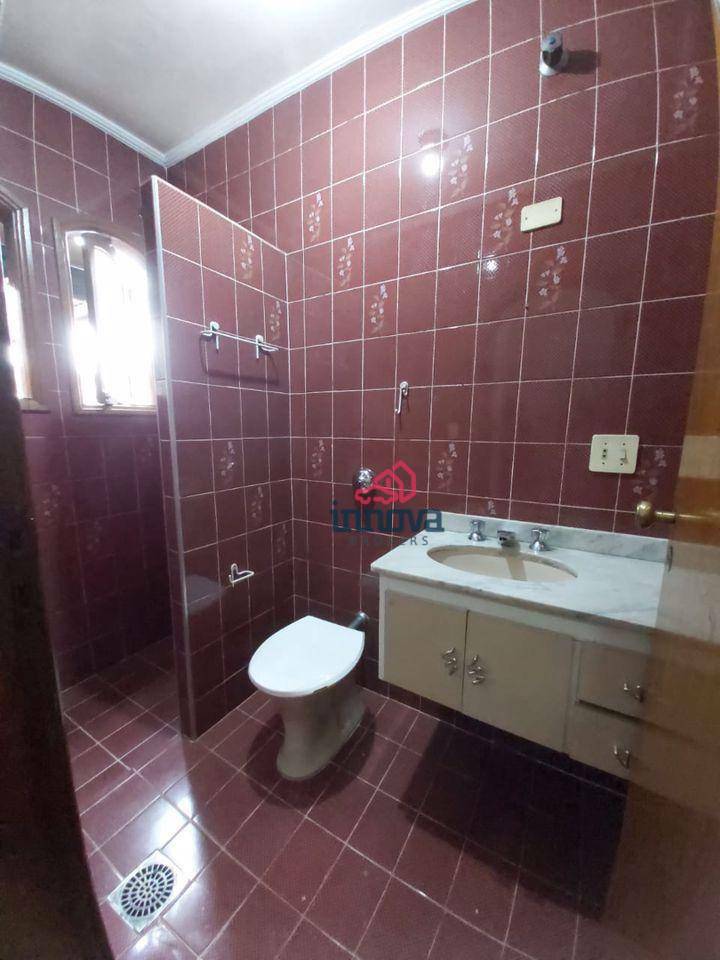 Sobrado à venda com 4 quartos, 240m² - Foto 59