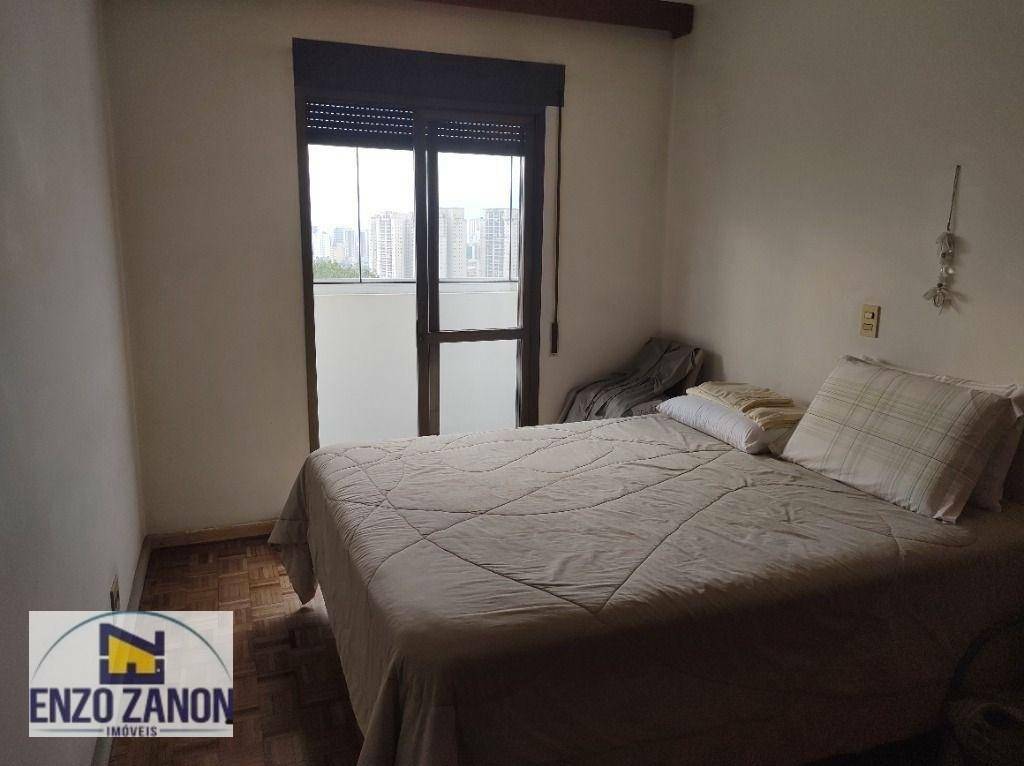 Apartamento à venda com 3 quartos, 112m² - Foto 2