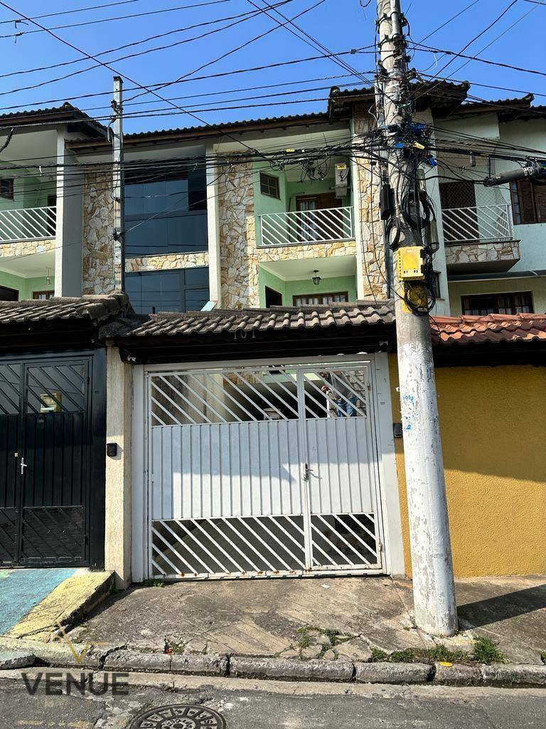 Sobrado à venda com 3 quartos, 120m² - Foto 1