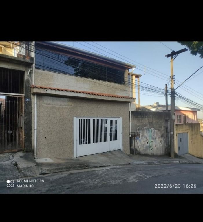 Sobrado à venda com 3 quartos, 160m² - Foto 4