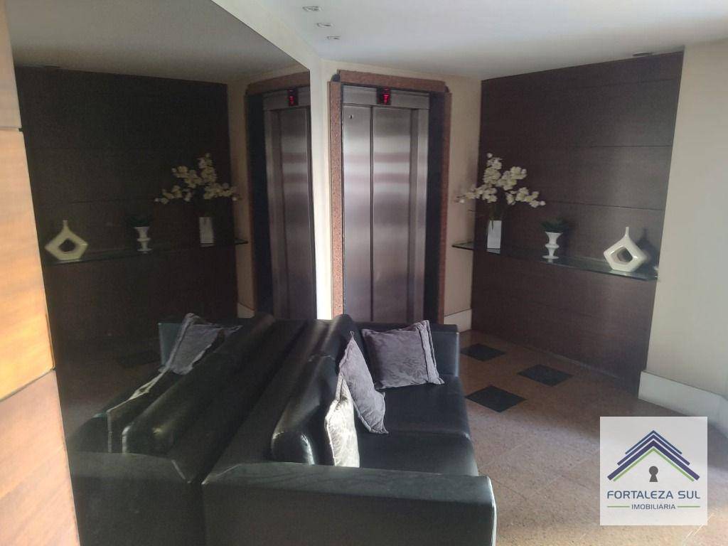 Apartamento à venda com 3 quartos, 164m² - Foto 5