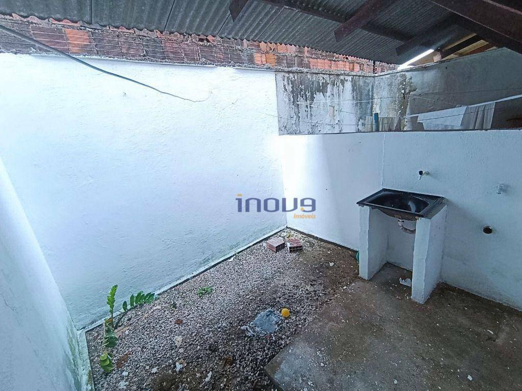 Casa à venda e aluguel com 2 quartos, 76m² - Foto 9
