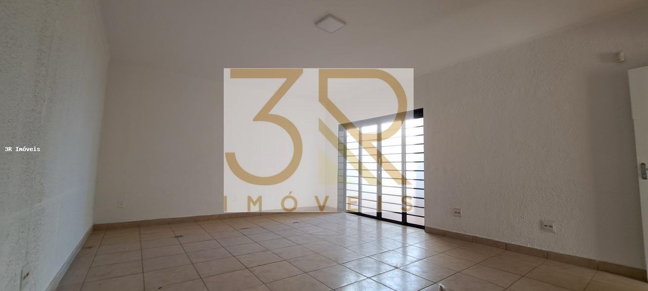 Casa à venda com 4 quartos, 362m² - Foto 25