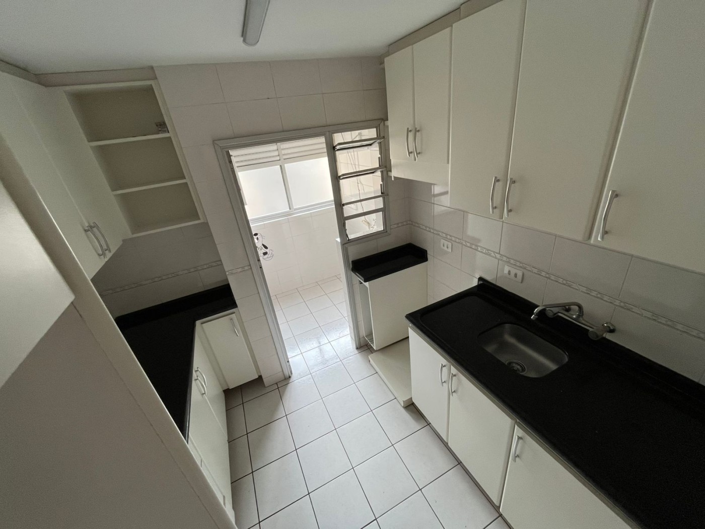 Apartamento à venda com 3 quartos, 68m² - Foto 8