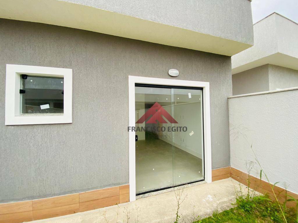 Casa à venda com 3 quartos, 100m² - Foto 13