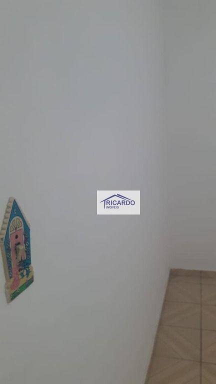 Casa para alugar com 3 quartos, 280m² - Foto 11