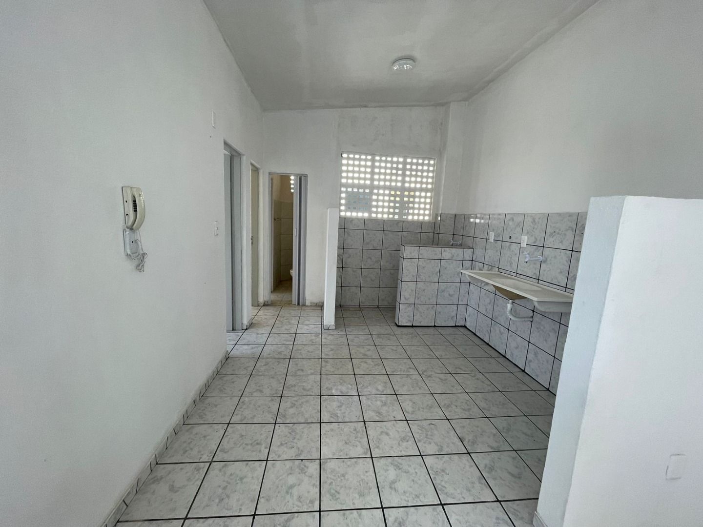 Apartamento à venda com 2 quartos, 50m² - Foto 2