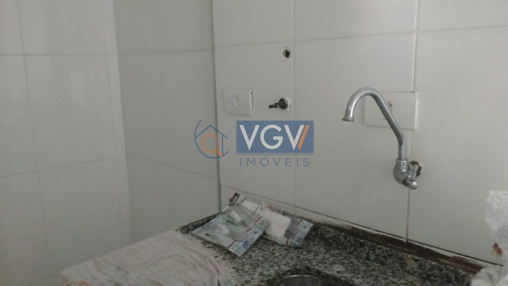 Apartamento para alugar com 1 quarto, 38m² - Foto 6