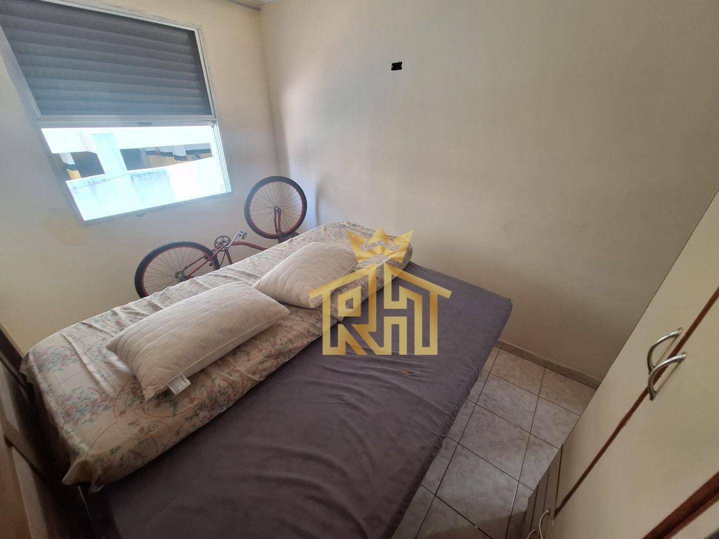 Apartamento à venda com 1 quarto, 38m² - Foto 11