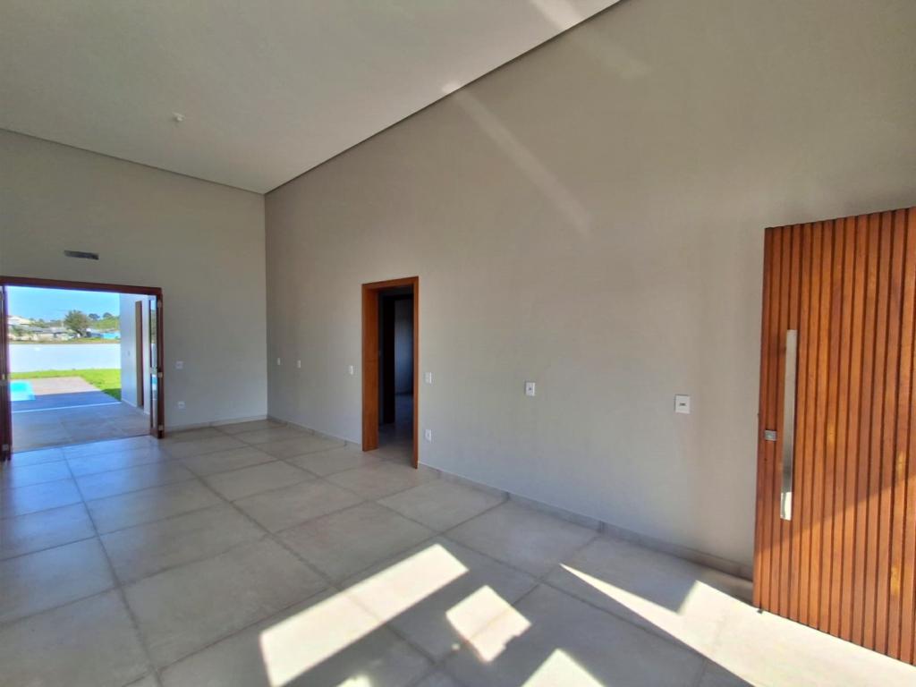 Casa à venda com 3 quartos, 141m² - Foto 14