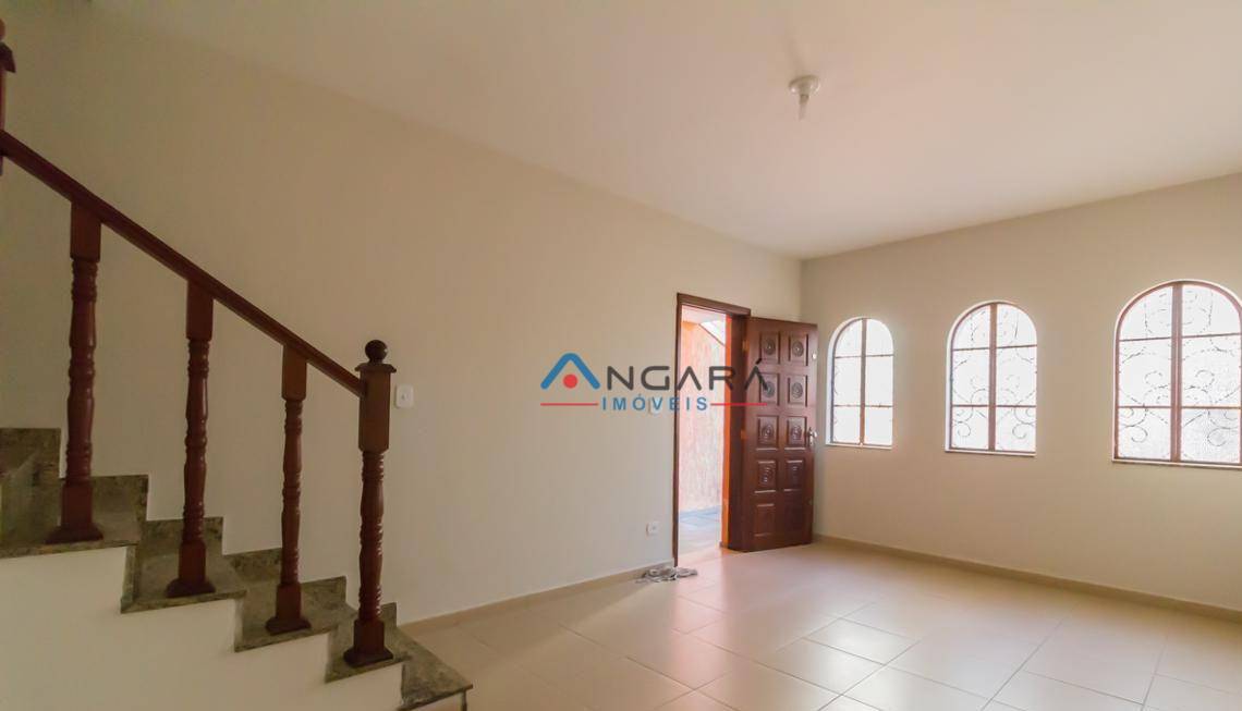 Sobrado à venda com 3 quartos, 124m² - Foto 1