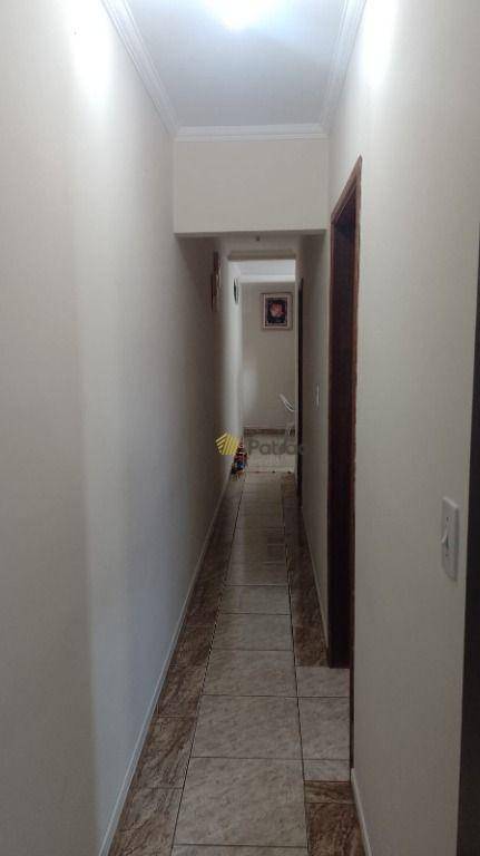 Apartamento à venda com 2 quartos, 80m² - Foto 29