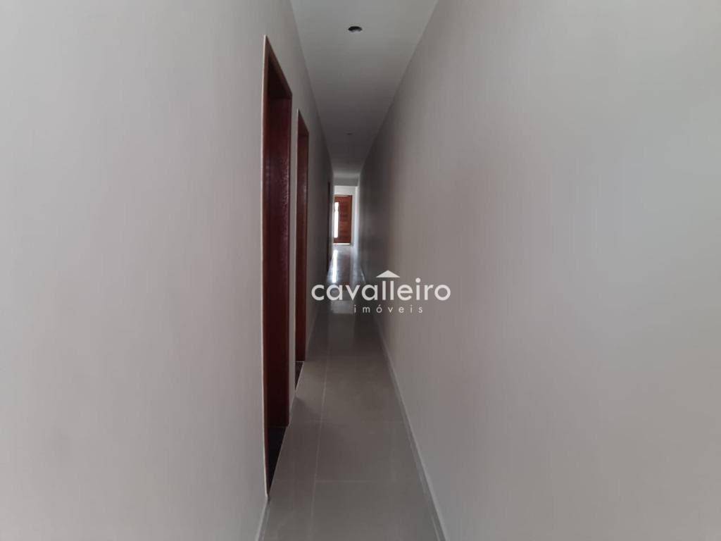 Casa à venda com 2 quartos, 70m² - Foto 7