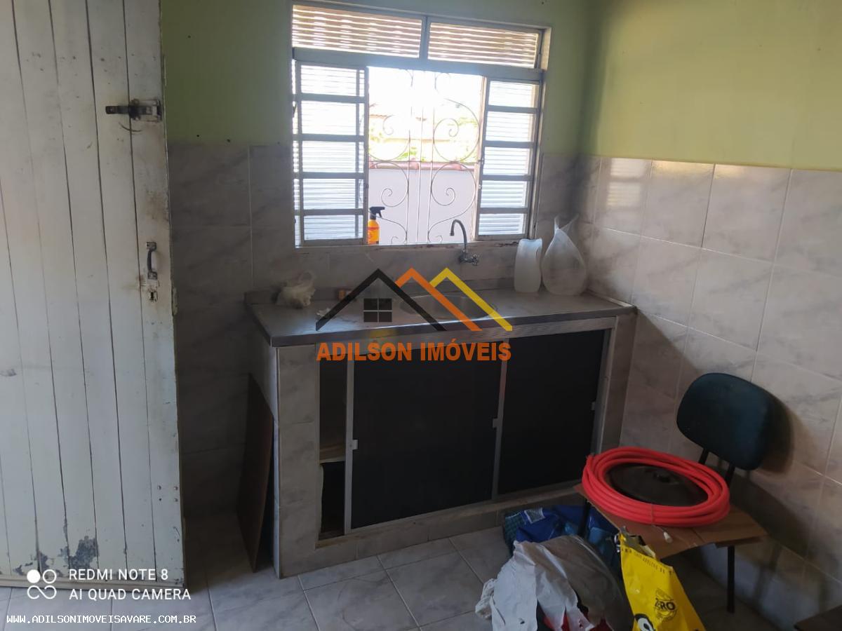 Casa à venda com 4 quartos, 186m² - Foto 3