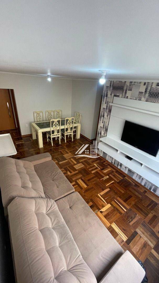 Apartamento à venda com 3 quartos, 90m² - Foto 2