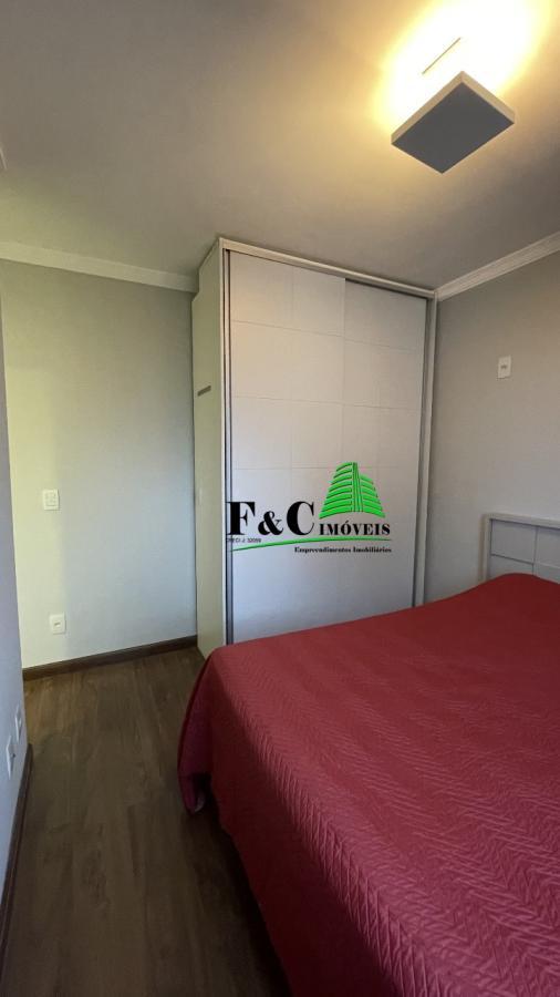 Apartamento à venda com 3 quartos, 117m² - Foto 2