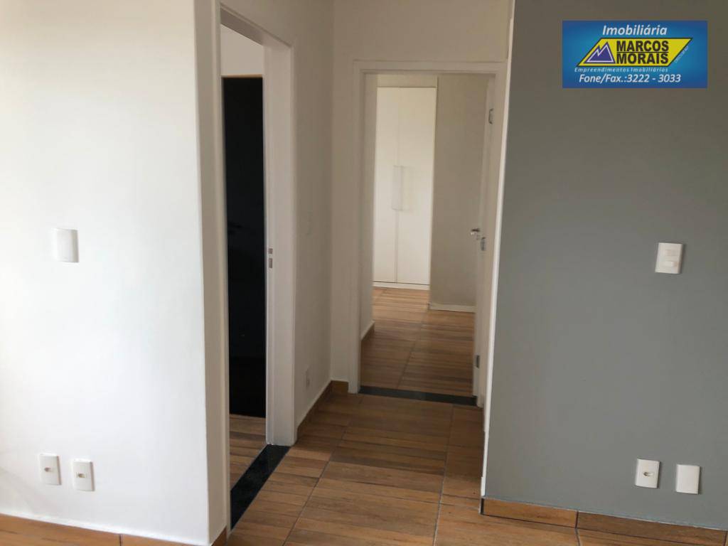 Apartamento à venda com 2 quartos, 70m² - Foto 9