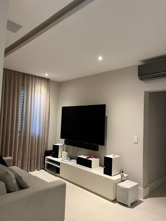 Apartamento à venda com 3 quartos, 123m² - Foto 11