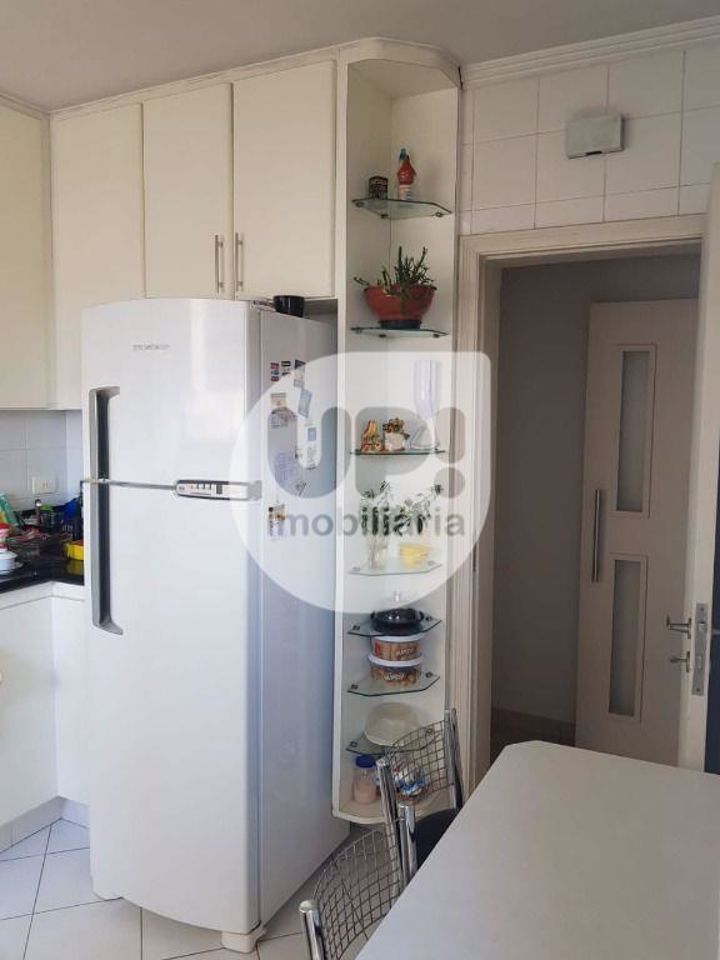 Apartamento à venda com 3 quartos, 126m² - Foto 17