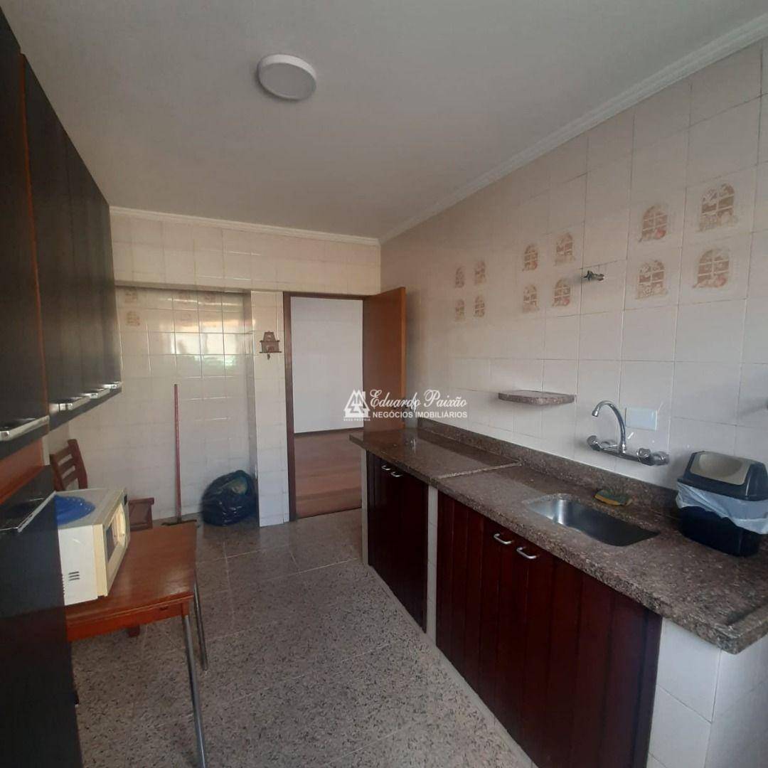 Apartamento para alugar com 2 quartos, 100m² - Foto 14