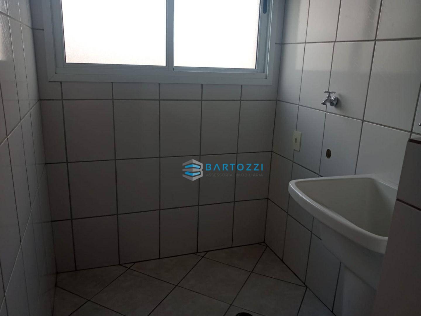 Apartamento à venda com 2 quartos, 70m² - Foto 28