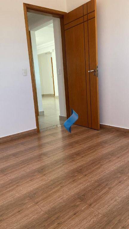 Apartamento à venda com 2 quartos, 66m² - Foto 14