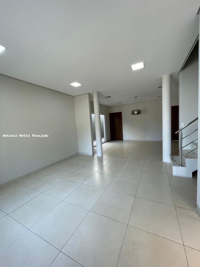 Casa à venda com 4 quartos, 280m² - Foto 5