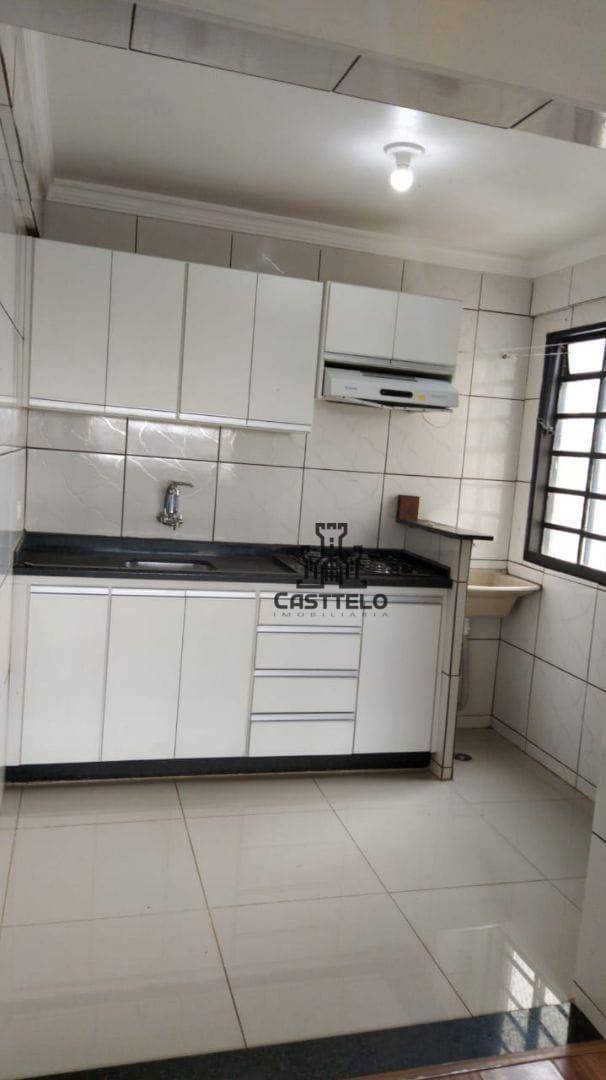 Apartamento à venda com 2 quartos, 45m² - Foto 3