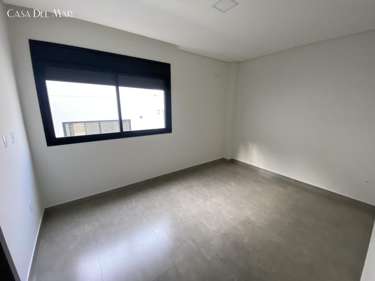 Casa à venda com 3 quartos, 220m² - Foto 33